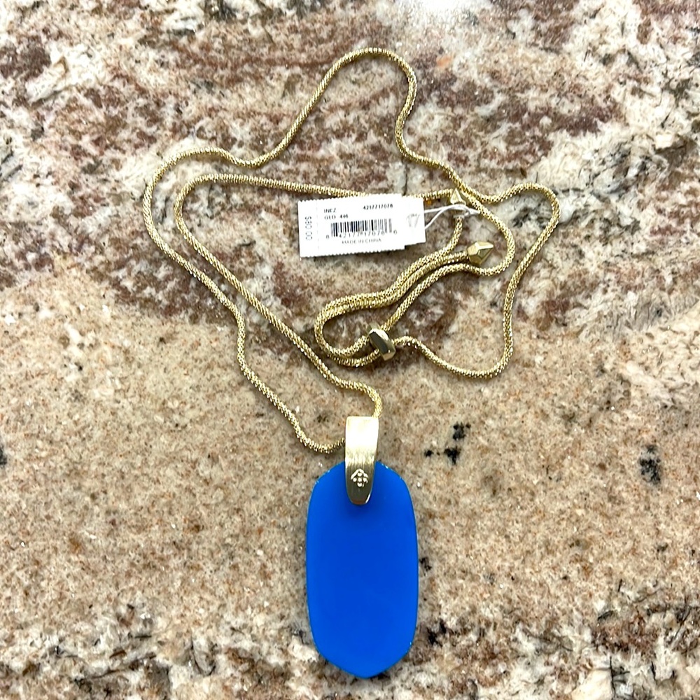 KENDRA SCOTT Inez Pendant Necklace - Picture 6 of 6